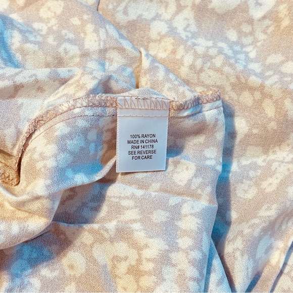 Kirious‎ Cheetah Print Wrap Tie Skirt With Side Slit Sz L Pink Romantic Delicate - Picture 9 of 10